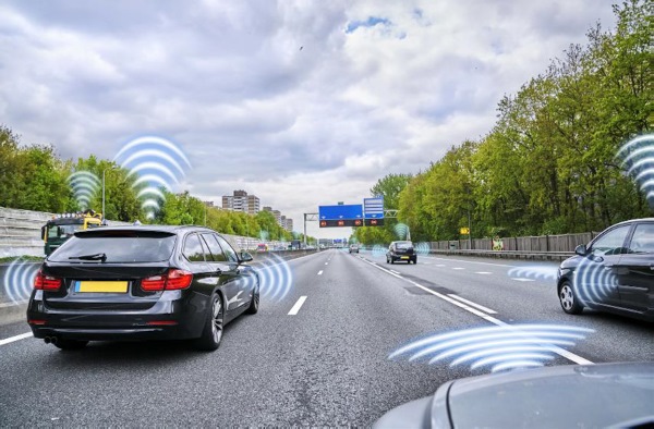 汽車使用毫米波雷達(dá)模塊圖片 汽車使用毫米波雷達(dá)模塊圖片